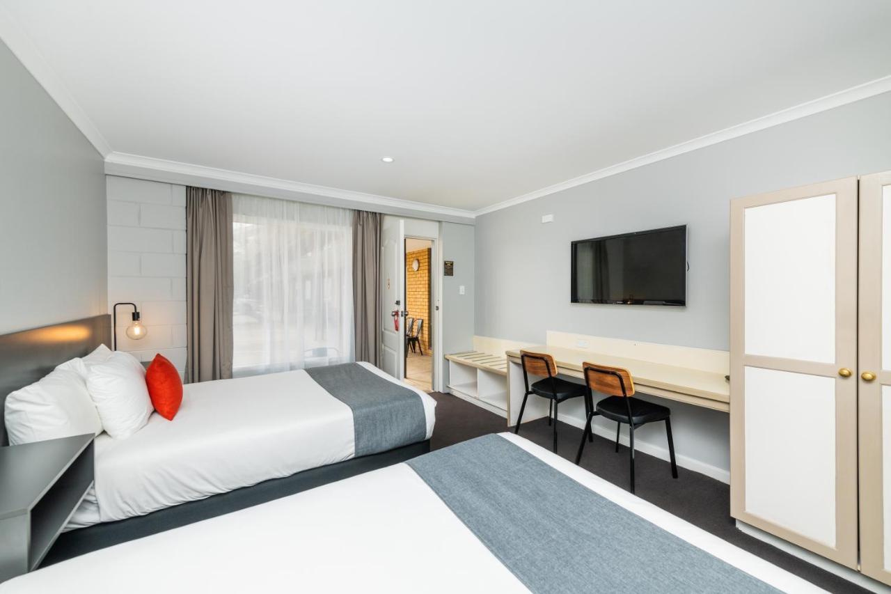 River Motel Queanbeyan Bagian luar foto