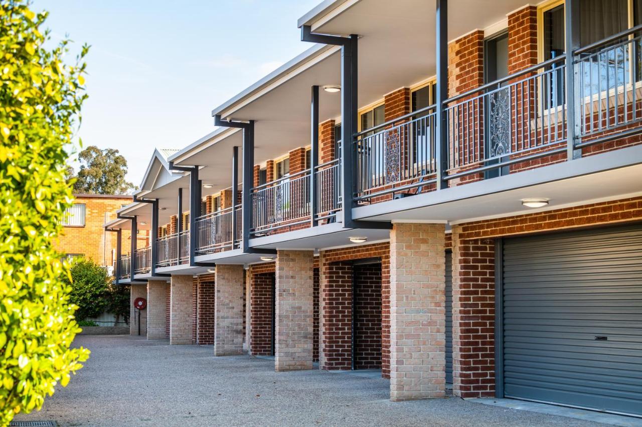 River Motel Queanbeyan Bagian luar foto
